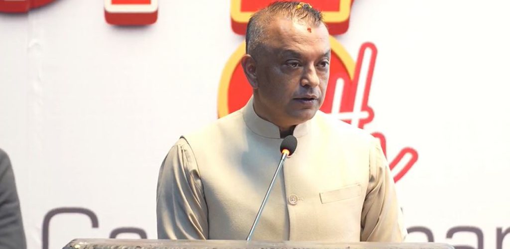 ‘नेपालमा निःशुल्क स्वास्थ्य सेवा सम्भव छ’ : स्वास्थ्य बीमालाई एकीकृत गर्ने कांग्रेसको नयाँ योजना